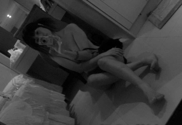 �ٸ���Ů30���ڼ��й¶�������